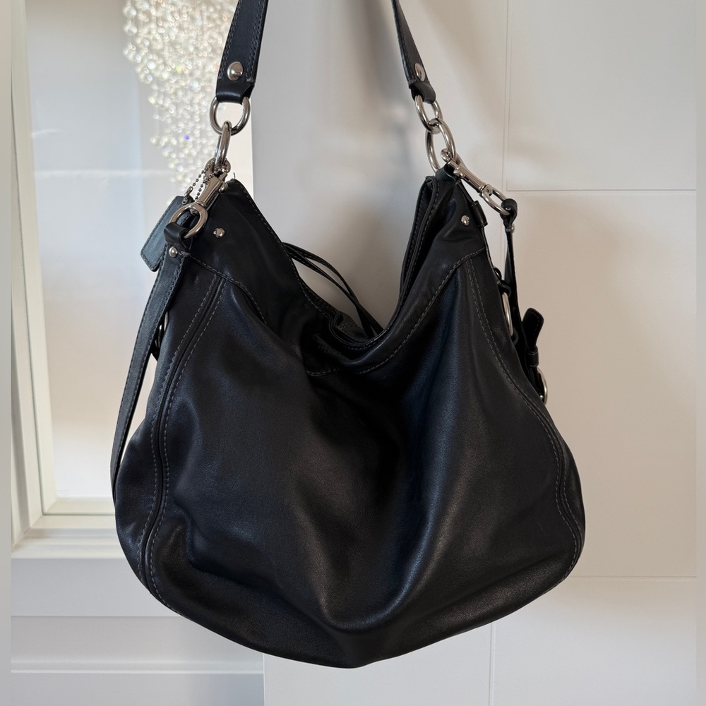 EUC Slouchy Coach Large Zoe Shoulder/Crossbody